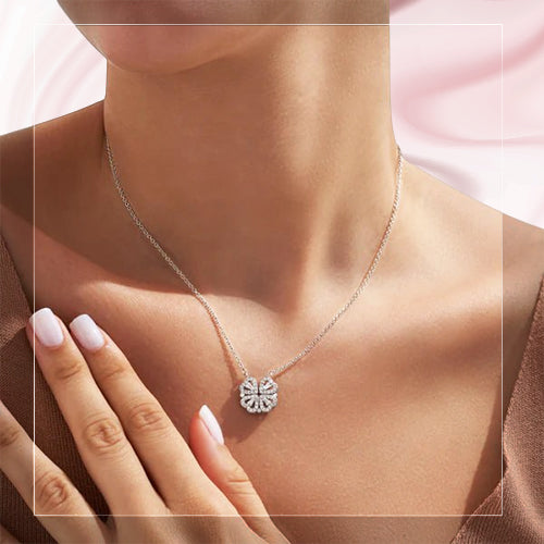 Clover Hearts Necklace – Symbol of Love, Luck & Protection