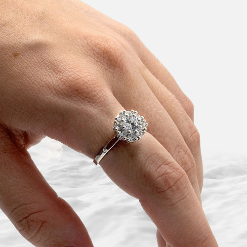 Elegant Crystal Spinner Worry Ring – Stress-Relieving Sparkle